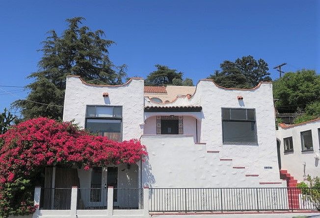 1st image of 3547 Dahlia Ave