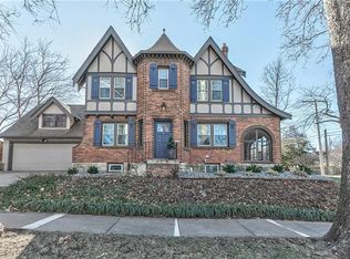 401 E 72nd Ter, Kansas City, MO 64131