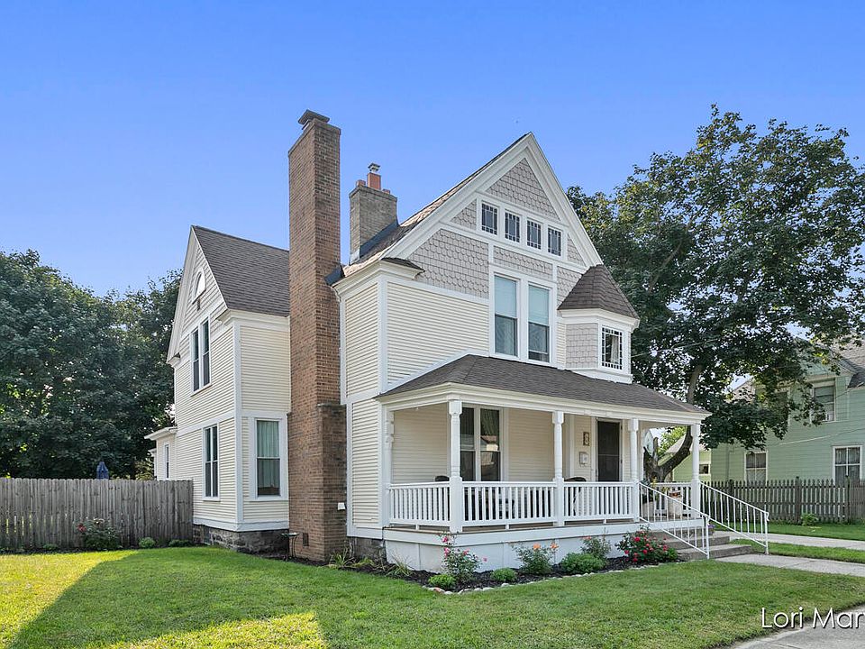 56 Washington St, Sparta, MI 49345 Zillow