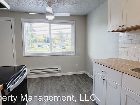 4th image of 10519 66th Ave E APT 3