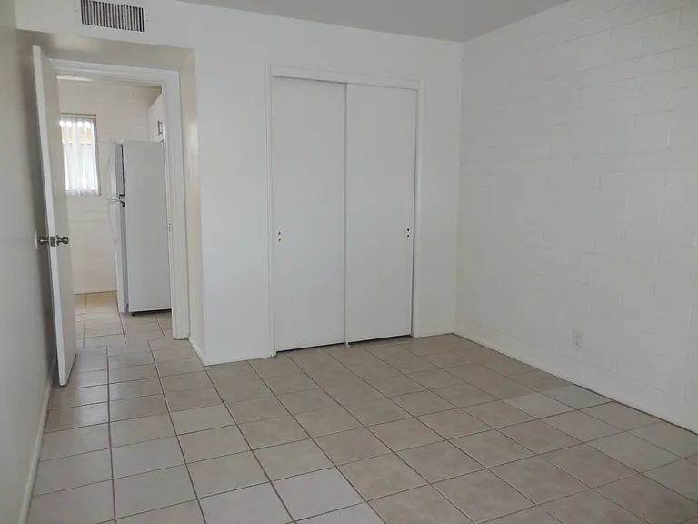 1212 E Spence Ave #3 — Photo 6