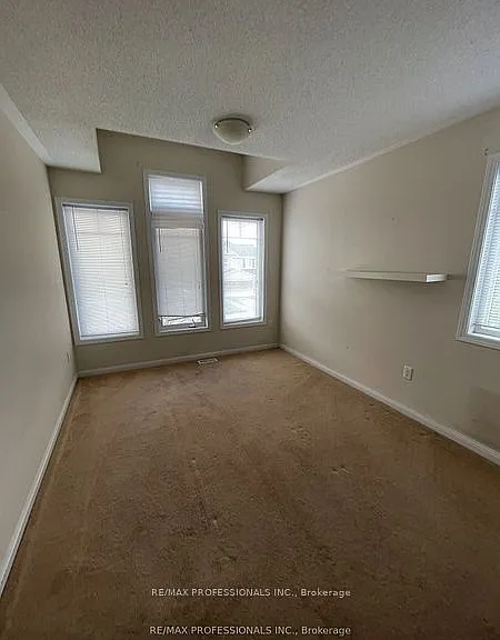 272 Leiterman Dr — Photo 33