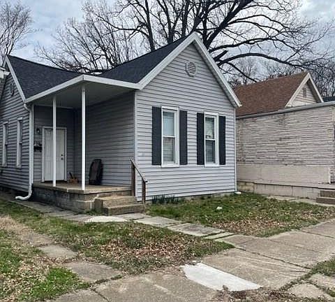 2nd image of 1244 E Indiana St