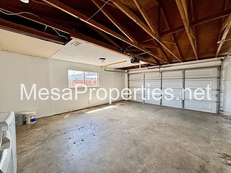 16327 Seneca Rd — Photo 18