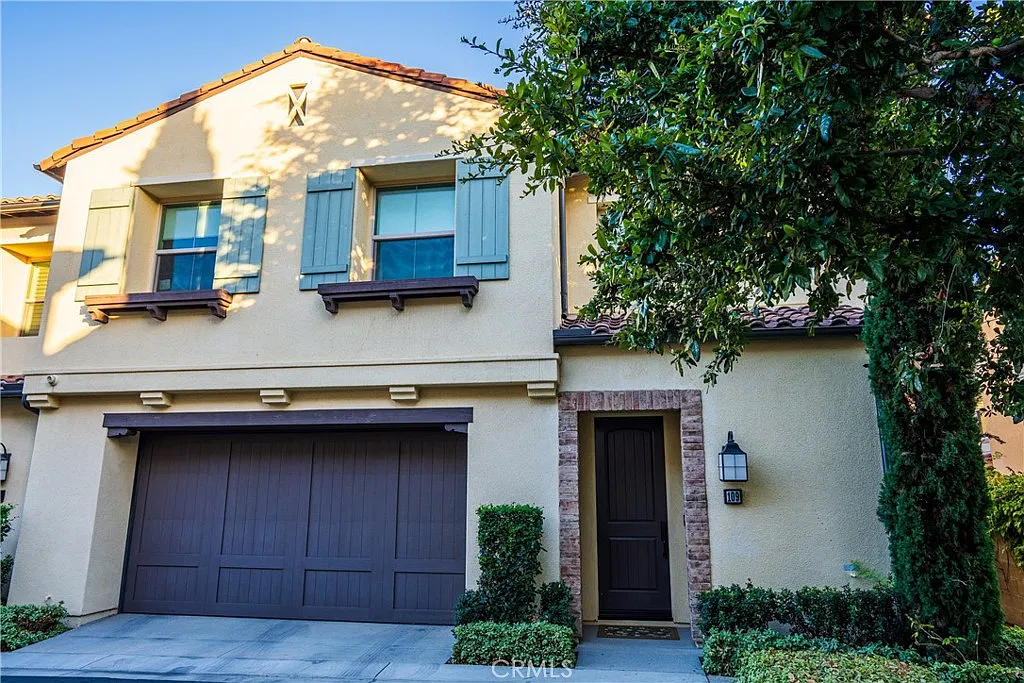 3 bed, 2.5 bath, 1849 sqft, $5,000 — Photo 2