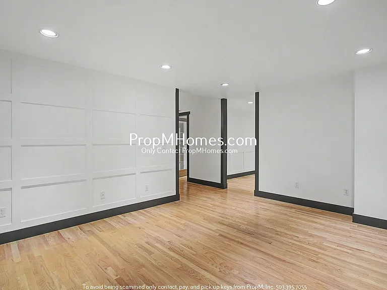 1112 Erickson St — Photo 8