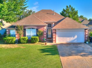 1309 W Quincy St, Broken Arrow, OK 74012