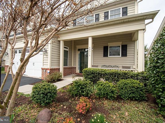 5th image of 44516 Blueridge Meadows Dr