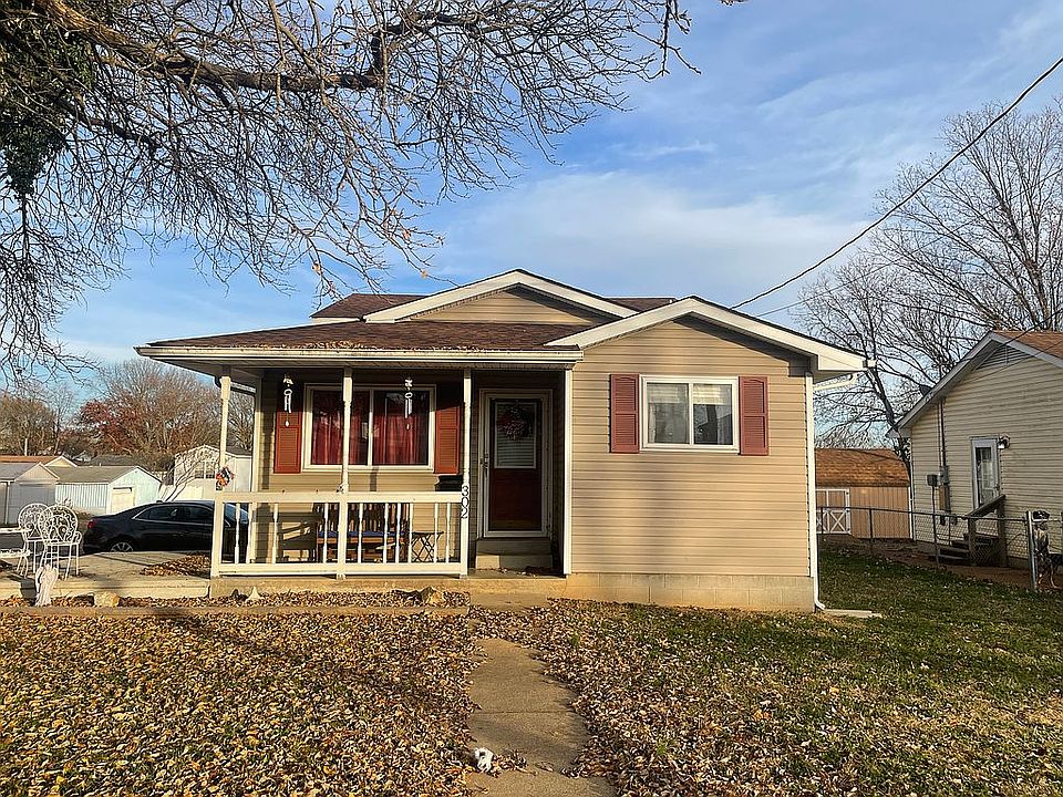 2nd image of 302 S Harry Jr St