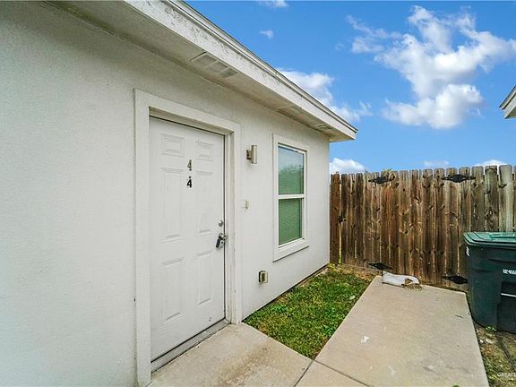 5th image of 405 Rafael Dr