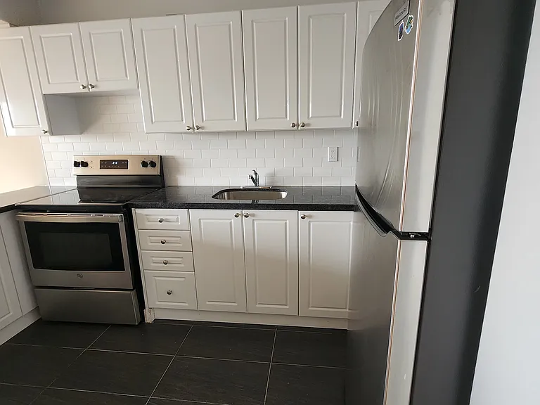470 Sentinel Rd — Photo 31