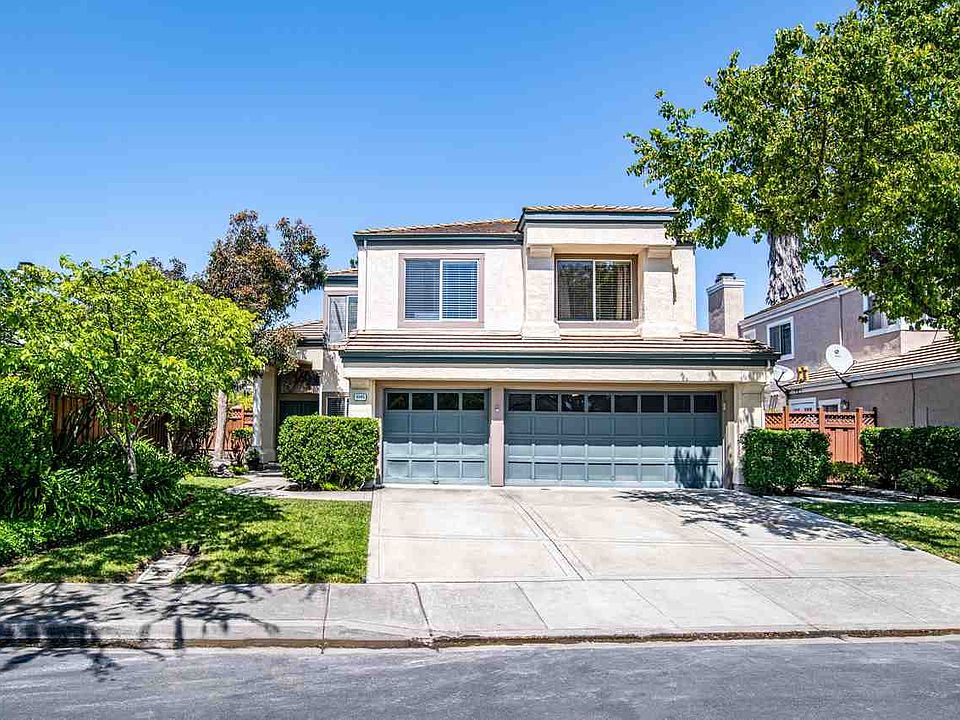 1st image of 3045 Miraloma Way