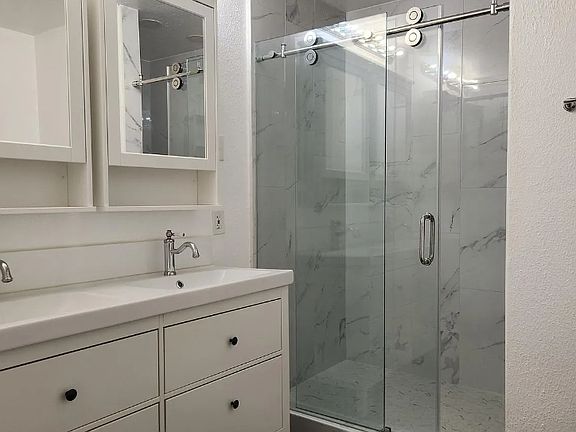 2nd image of 14550 Fonmeadow Dr APT 1004