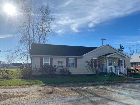 410 W Garfield St, Paris, IL 61944