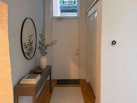 312 N May St #4H — Photo 6
