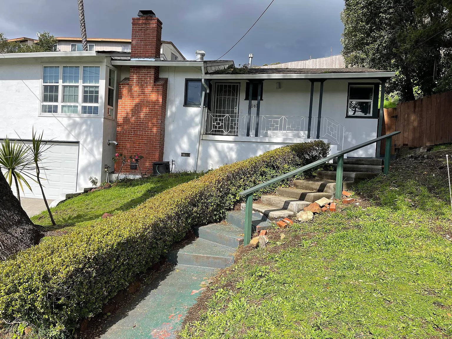 3 bed, 2.5 bath, 1618 sqft, $3,995 — Photo 3
