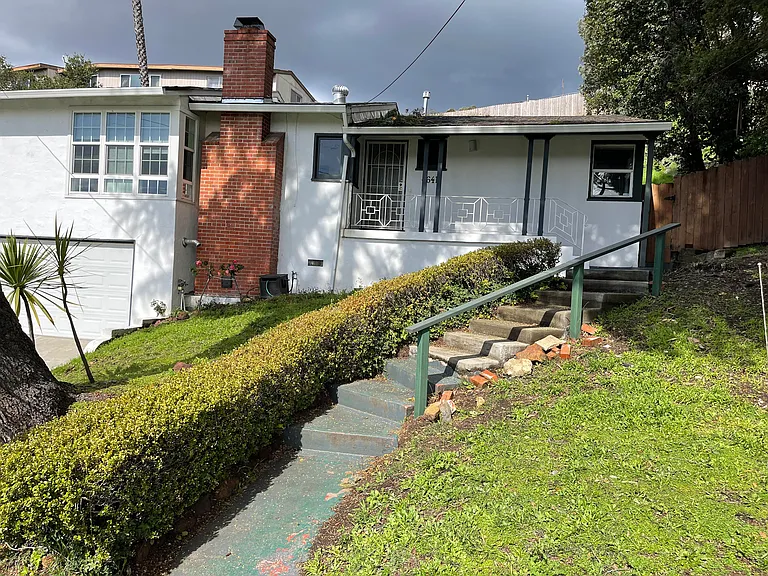 4641 Geranium Pl — Photo 3