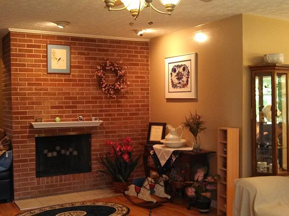 4th image of 4509 Fernbrook St
