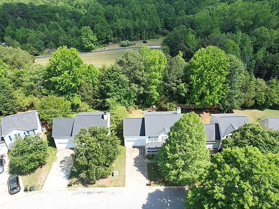 3rd image of 32 Argyle Ct