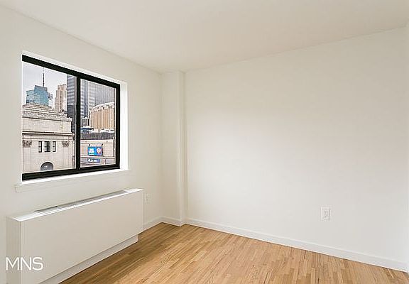 3rd image of 309 W 30th St APT 6E