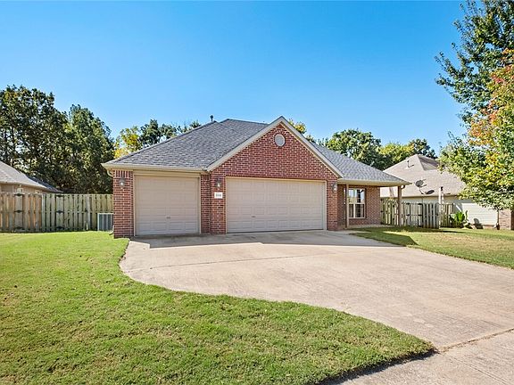 3rd image of 8409 W Vista Terrace Dr
