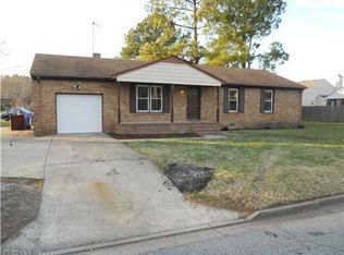 104 Howard Rd, Chesapeake, VA 23320