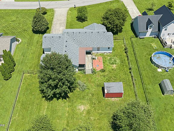 5th image of 113 W Donna Reed Blvd