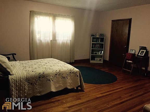 5th image of 82 Grant Ford Dr