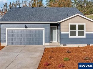 1044 Sparrow St, Woodburn, OR 97071