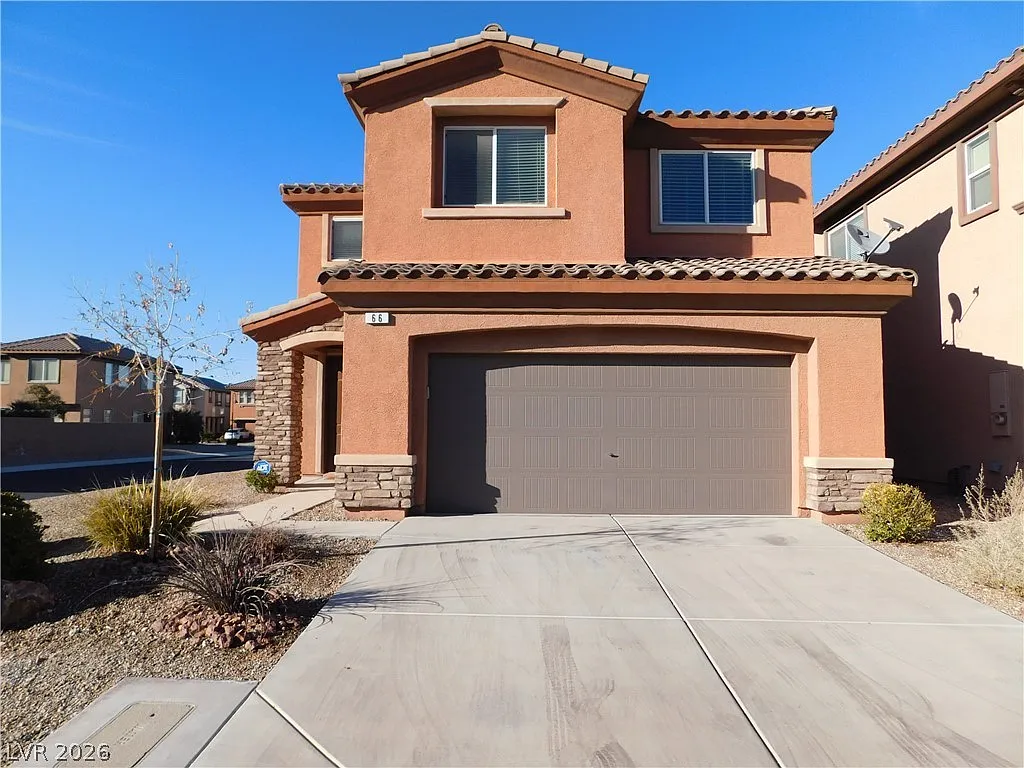 4 bed, 2.5 bath, 2668 sqft, $2,590 — Photo 1