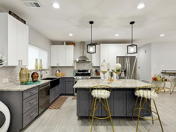 5th image of 1606 W 12th St