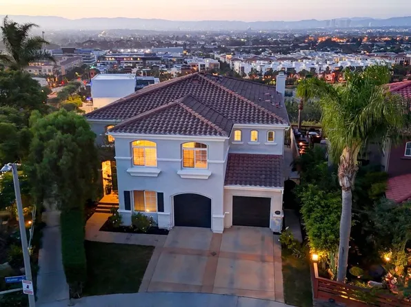 6829 Altamor Dr, Los Angeles, CA 90045