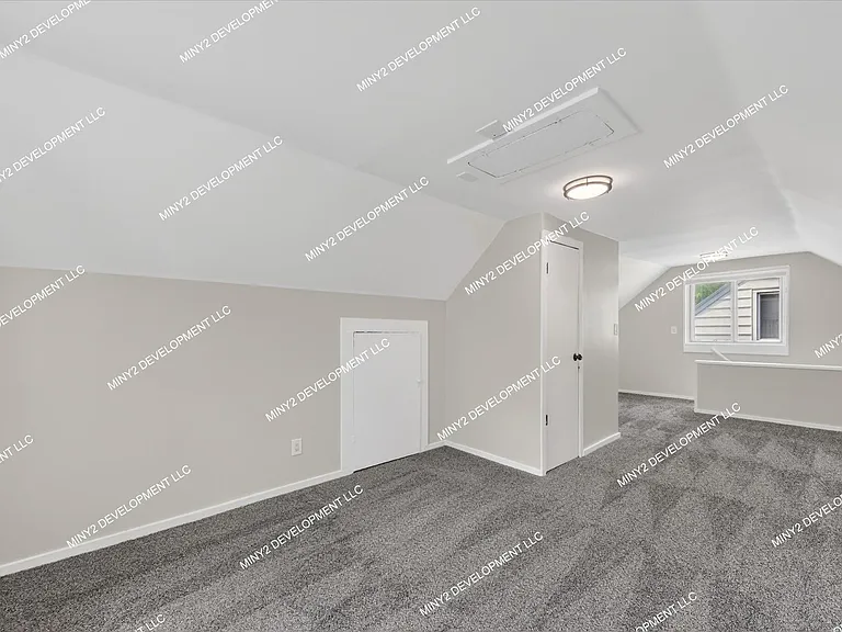 24273 Lauren Ave — Photo 22