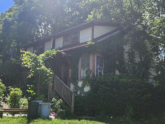 2nd image of 130 W Mechanic St