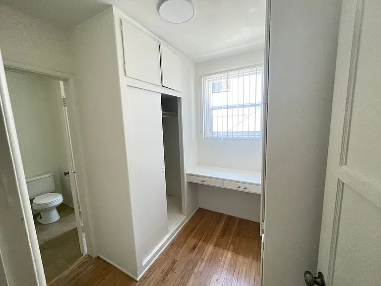 15011 Dickens St — Photo 6