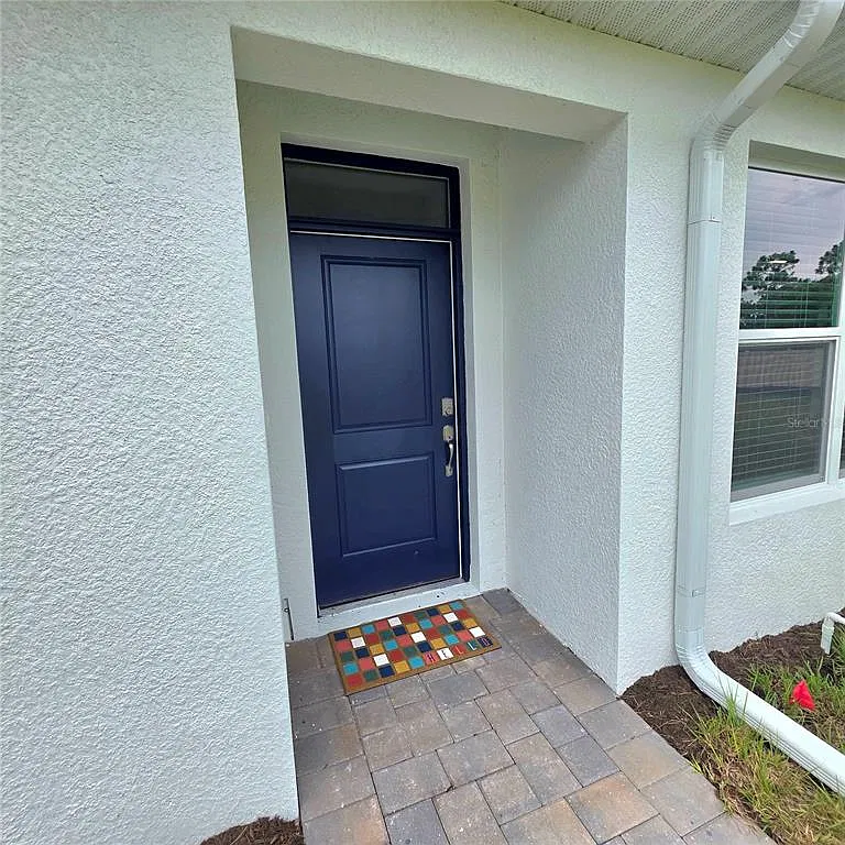 3 bed, 2.0 bath, 1543 sqft, $4,200 — Photo 2