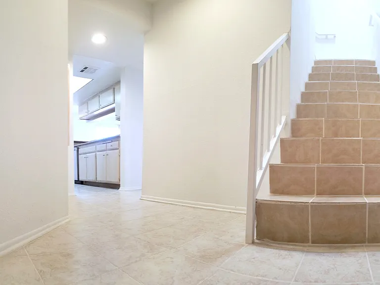 Academy Terrace — Photo 45