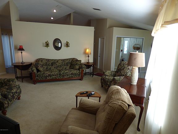 5th image of 1224 Sugar Creek Ln