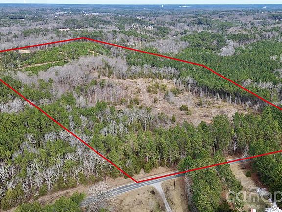 3rd image of 625 Skyline Dr
