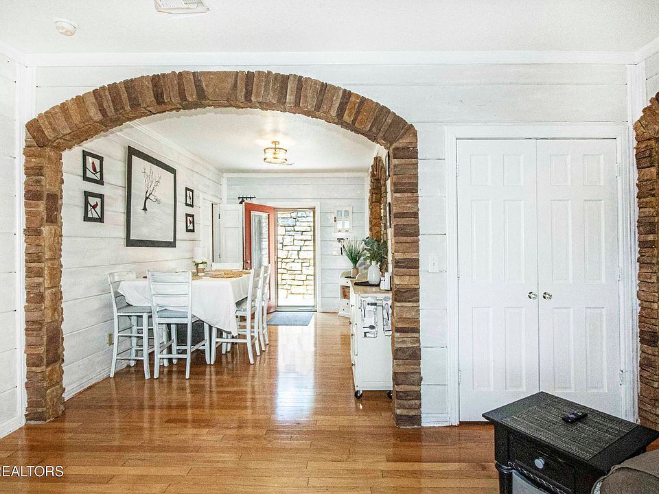 13th image of this home