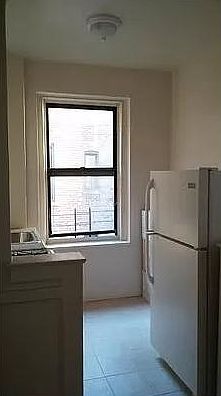 2nd image of 1275 Lafayette Ave APT 4H