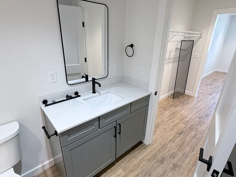 345 Main St #303 — Photo 4