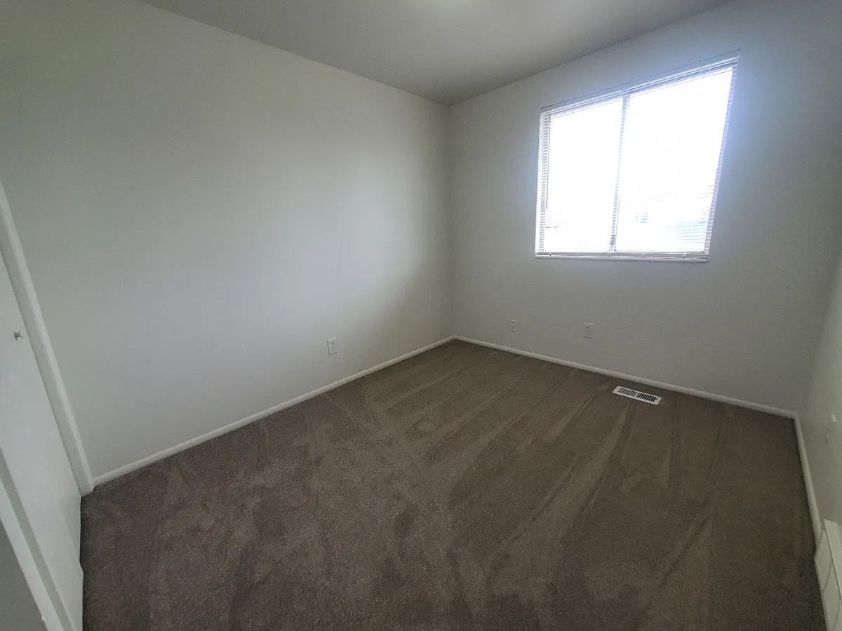 Building Photo - 4735 W Wedgecliffe Dr