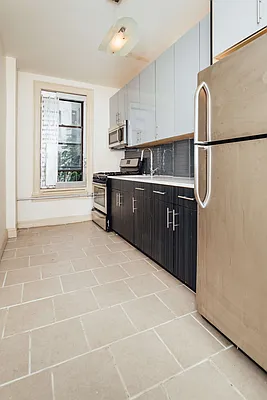 Rented by Nooklyn NYC LLC | media 6