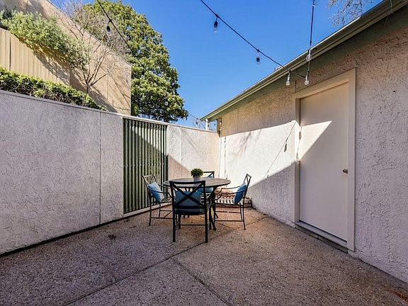 4th image of 3615 Las Colinas Dr APT D