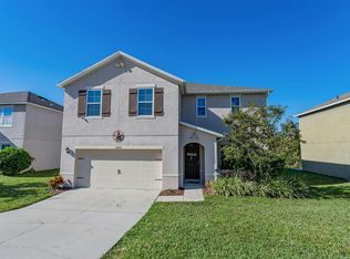 2470 Valhalla Dr, Tavares, FL 32778
