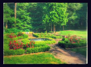 9340 Metcalf Rd, Waite Hill, OH 44094