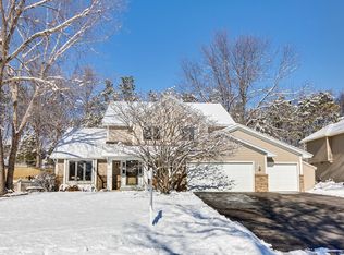 1435 Cutters Ln, Eagan, MN 55122