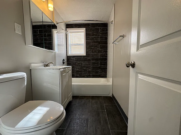 255C2 Laurel St #C2 — Photo 6
