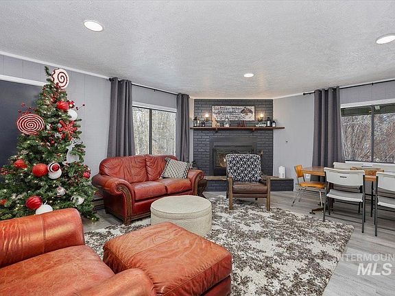 4th image of 186 Phillips Creek Ln